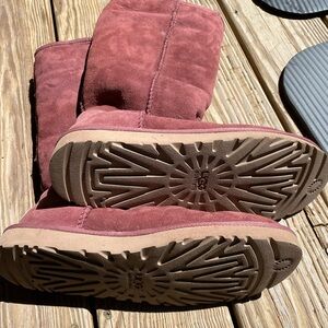 UGG size 9 mauve
